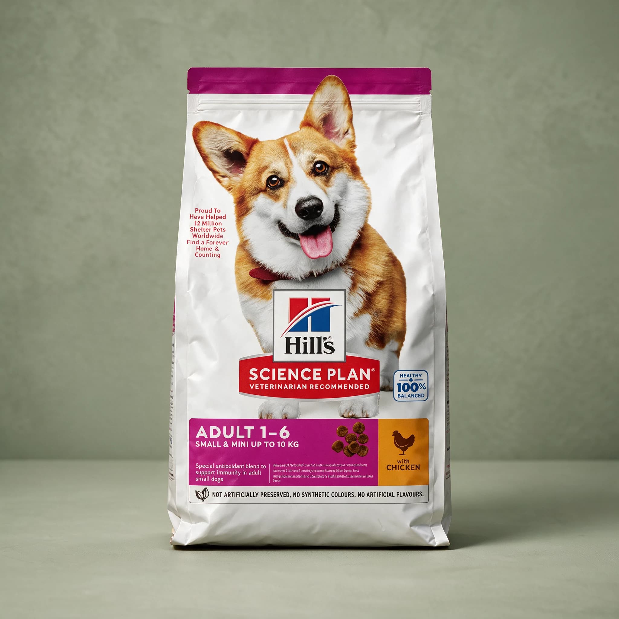 Hill's Science Plan Dry Adult Dog Food Small & Mini Chicken, front of pack