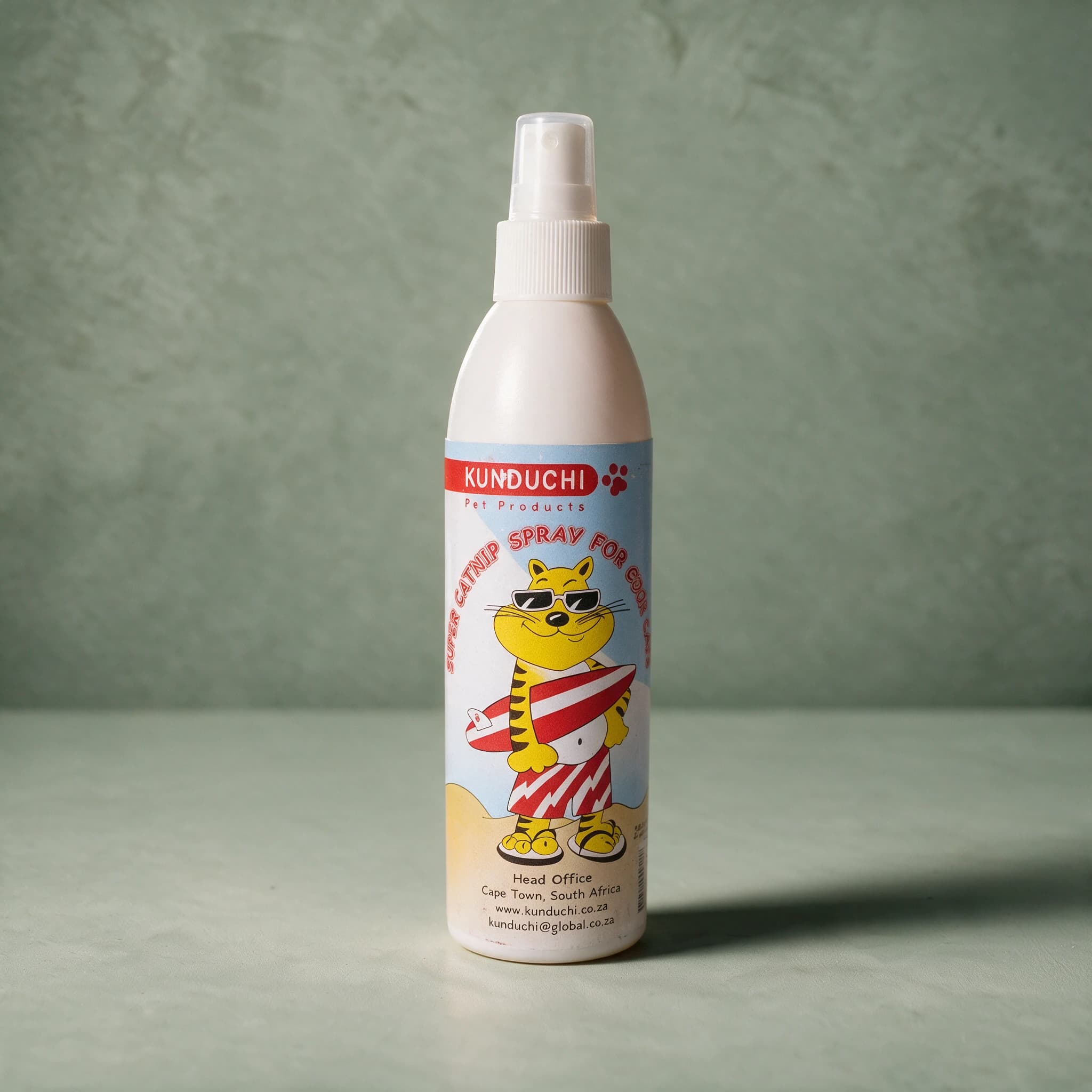 Spray bottle of Kunduchi Super Catnip Spray for Cool Cats, with the Kunduchi logo and a cat illustration on the label.